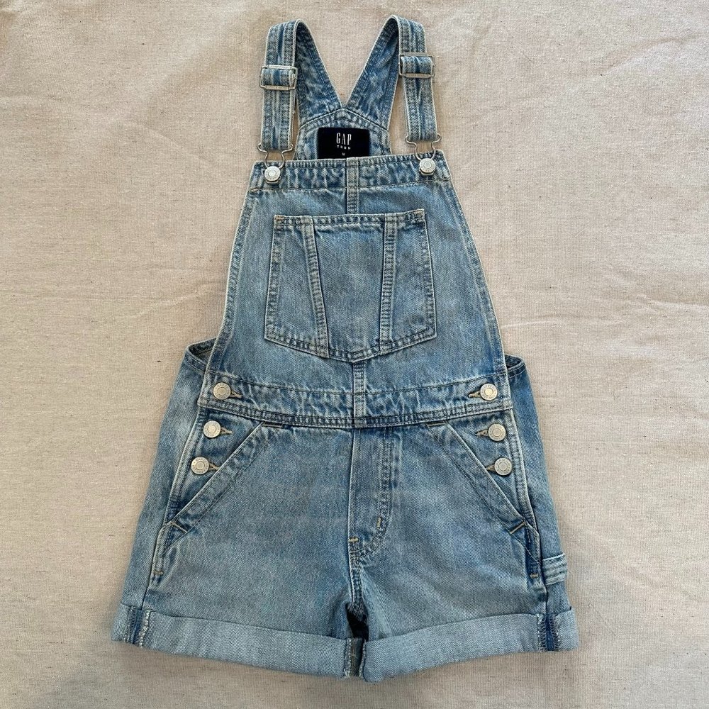 GAP TEEN Light Jean Denim Bib Retro OVERALL SHORTS Cuffed Girl's Shortalls M 8-9